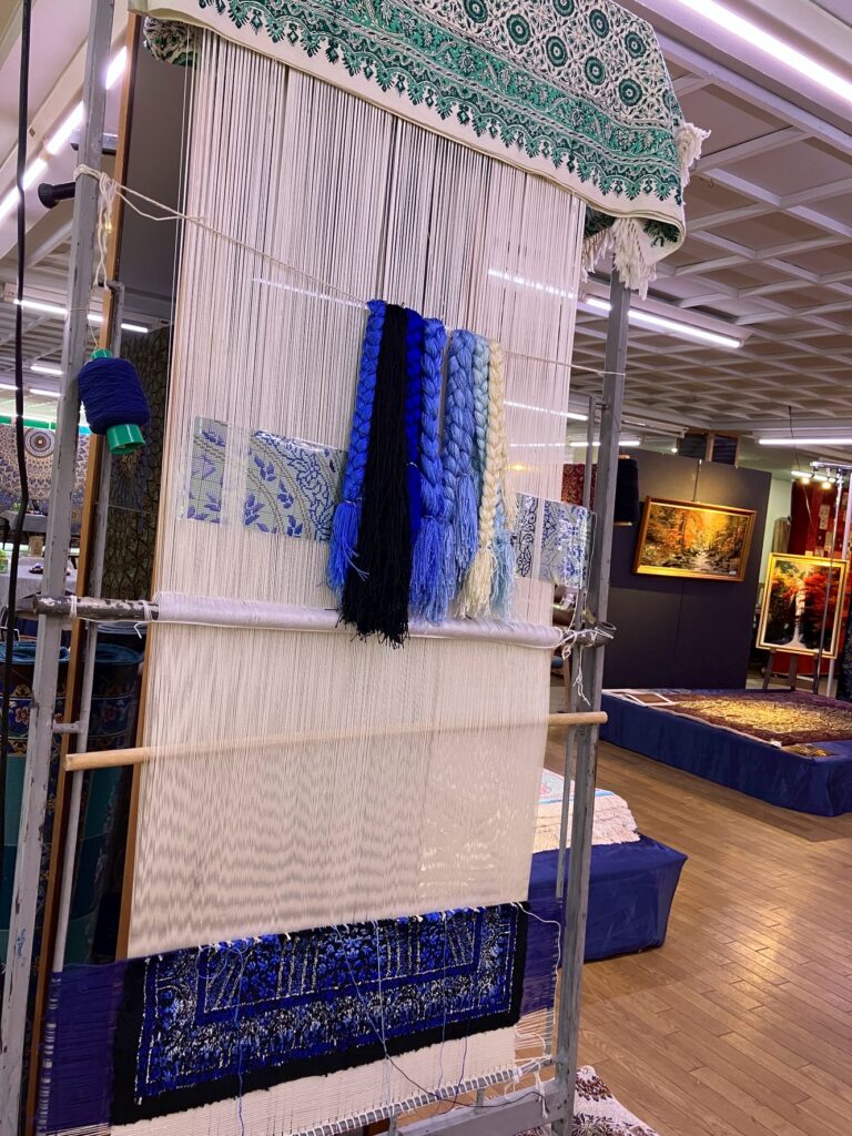 ペルシャ絨毯の織り機