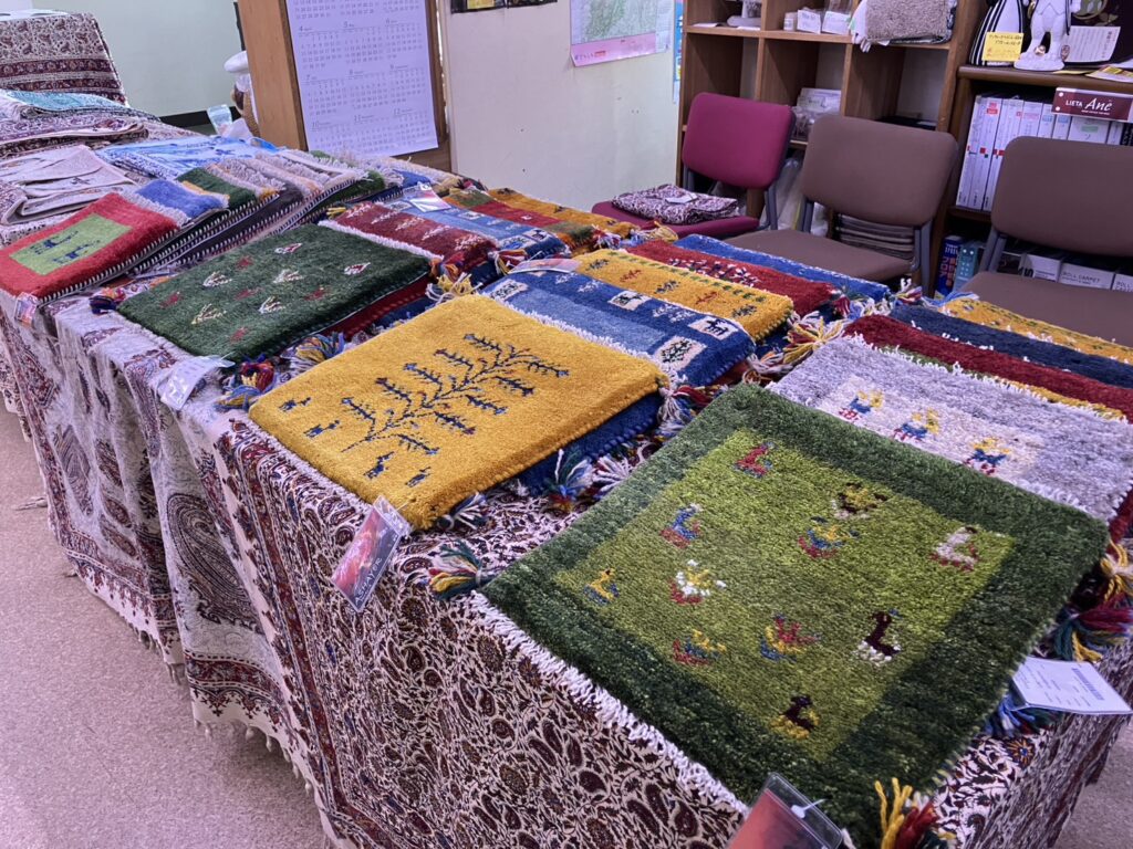 ご来場プレゼントの40*40ギャッベ